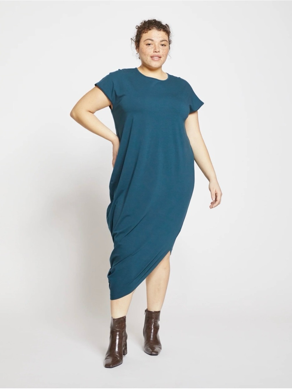 Universal Standard Iconic Geneva Dress in Teal 22/25 Relaxed T shirt Plus Casual